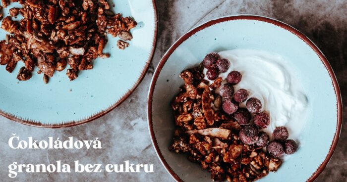 ✅ Recept na najlepšiu granolu bez cukru ✅ Domáca granola je chutnejšia ako kupovaná ✅ Na raňajky, na desiatu aj do chia pudingu ✅ Zdravá granola je low carb